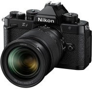 Aparat Nikon Z f + Nikkor Z 24-70 mm f/4 S czarny