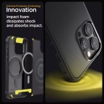 Etui Spigen Rugged Armor Mag Magsafe iPhone 15 Pro Matte Black Czarny Case