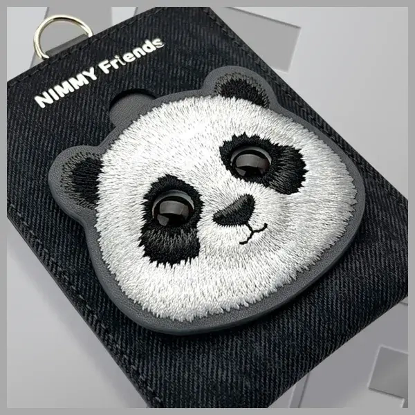 Nimmy portfel na karty czarnyblack Big Eyed Pet 2.0 Cat-4.webp