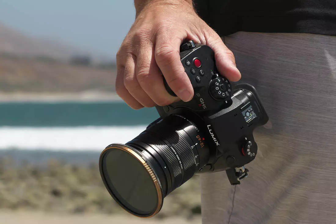 aparat-panasonic-lumix-gh5-ii-leica-dg-vario-elmarit-12-60mm-f-2-8-4-0-dc-gh5m2l