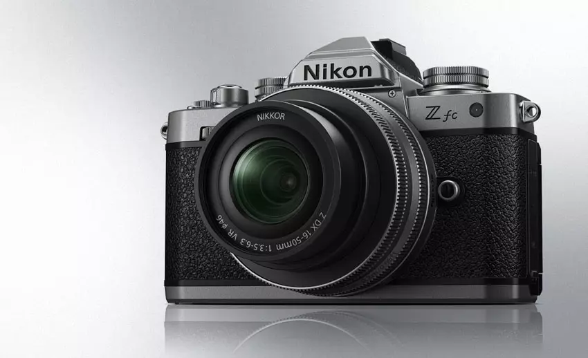 Aparat Nikon Z fc + DX 16-50mm f/3.5-6.3 VR + DX 50-250mm f/4.5-6.3 VR