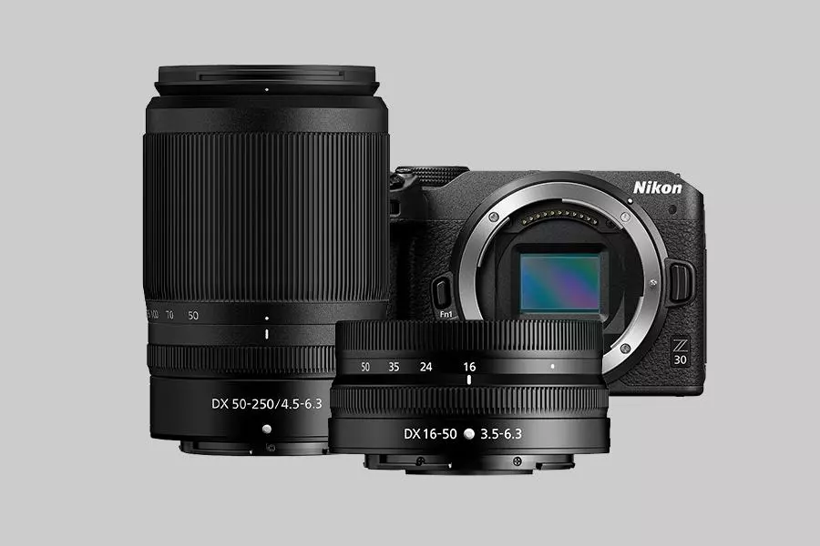Aparat Nikon Z30 + DX 16-50mm f/3.5-6.3 VR + DX 50-250mm f/4.5-6.3 VR