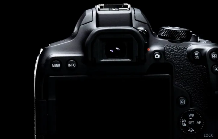 Aparat Canon EOS 850D + 18-55 IS STM