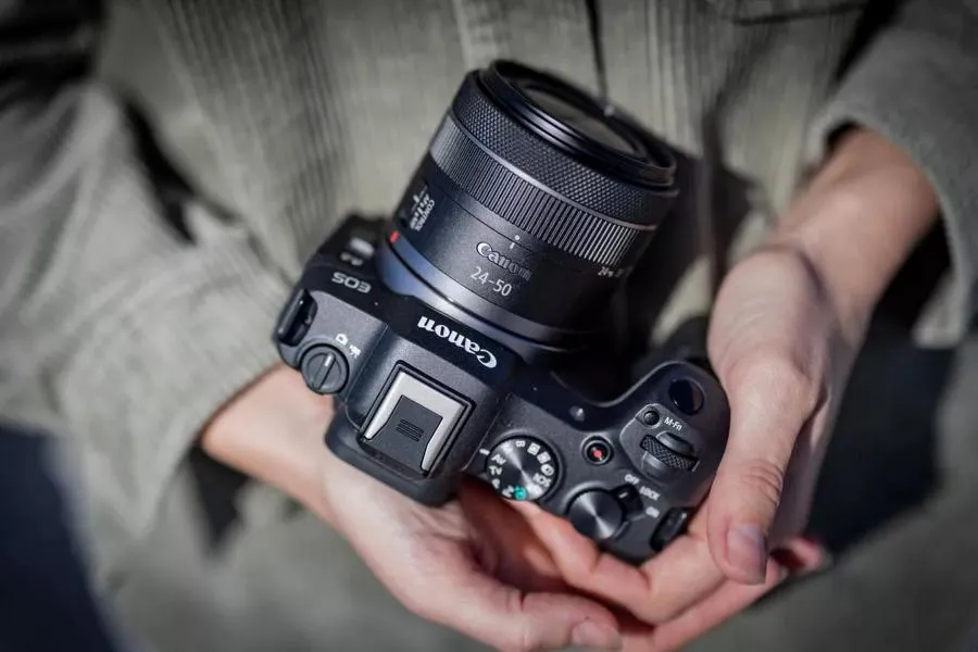 Canon RF 24-50 mm f/4.5-6.3 IS STM