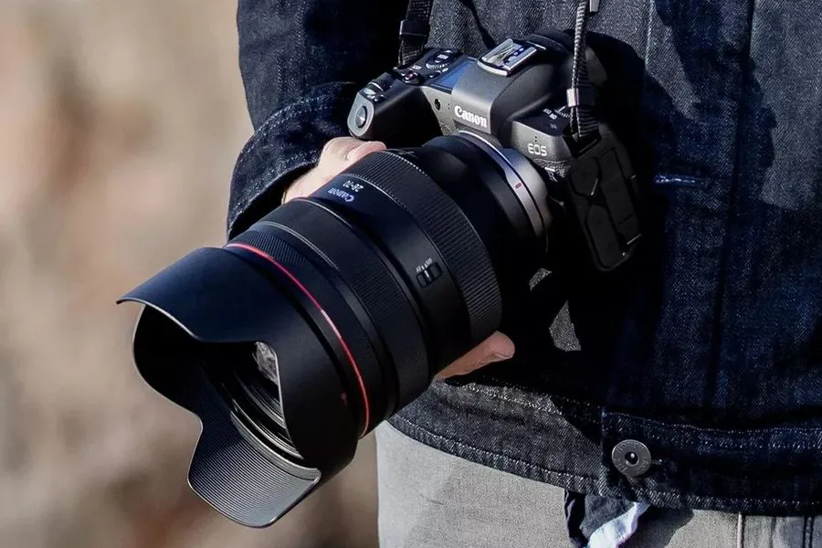 Canon RF 28-70 mm f/2 L USM
