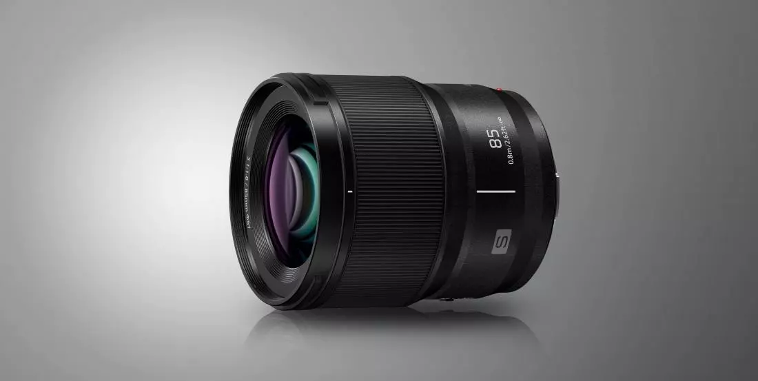 aparat-panasonic-lumix-s5-20-60mm-f-3-5-5-6-85mm-f-1-8-dc-s5ks85kit