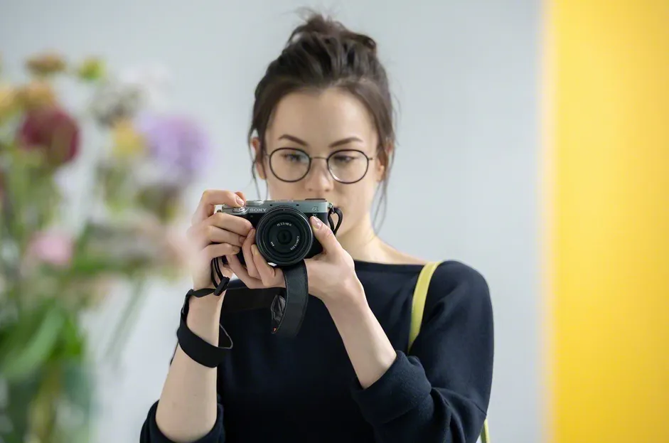 Sony FE 40 mm f/2.5