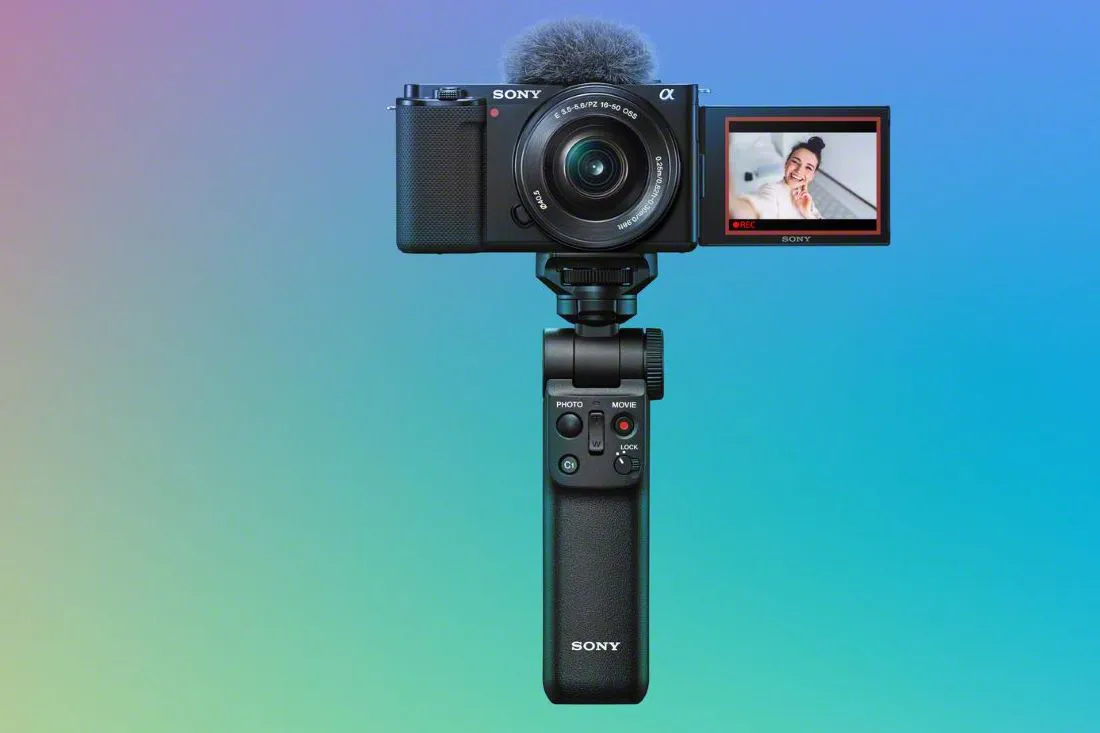 Sony ZV-E10 + E PZ 16-50mm f/3.5-5.6 OSS