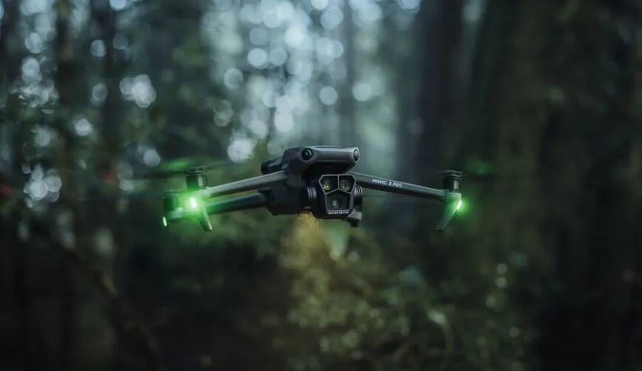 Dron DJI Mavic 3 Pro Cine Premium Combo (RC PRO)