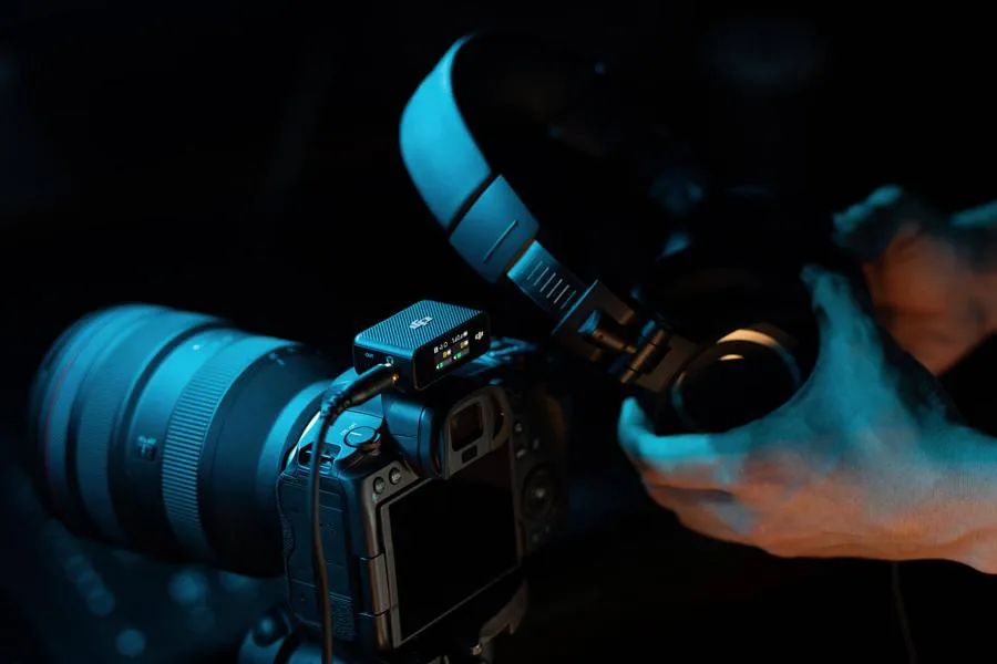 Bezprzewodowy system transmisji audio DJI Mic 2 (2 TX + 1 RX + etui ładujące)