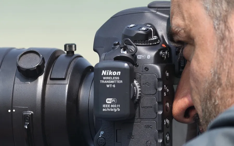 Nikon D6 body