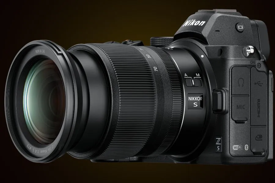 Aparat Nikon Z5 + Nikkor 24-70 mm f/4 S