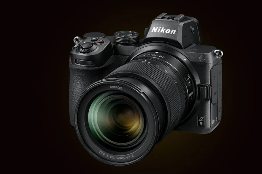 Aparat Nikon Z5 + Nikkor 24-70 mm f/4 S