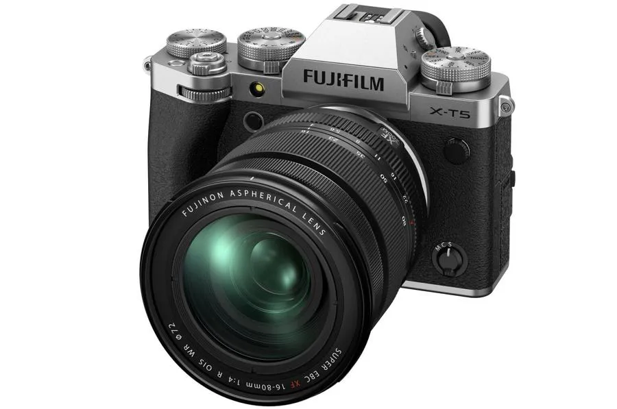 FujiFilm X-T5 + 16-80 mm f/4 R OIS WR srebrny